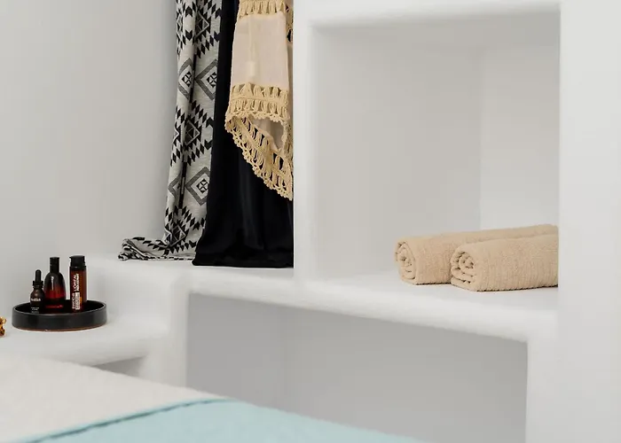 Anamnesia Collection Aronia Kastraki * Kastrákion